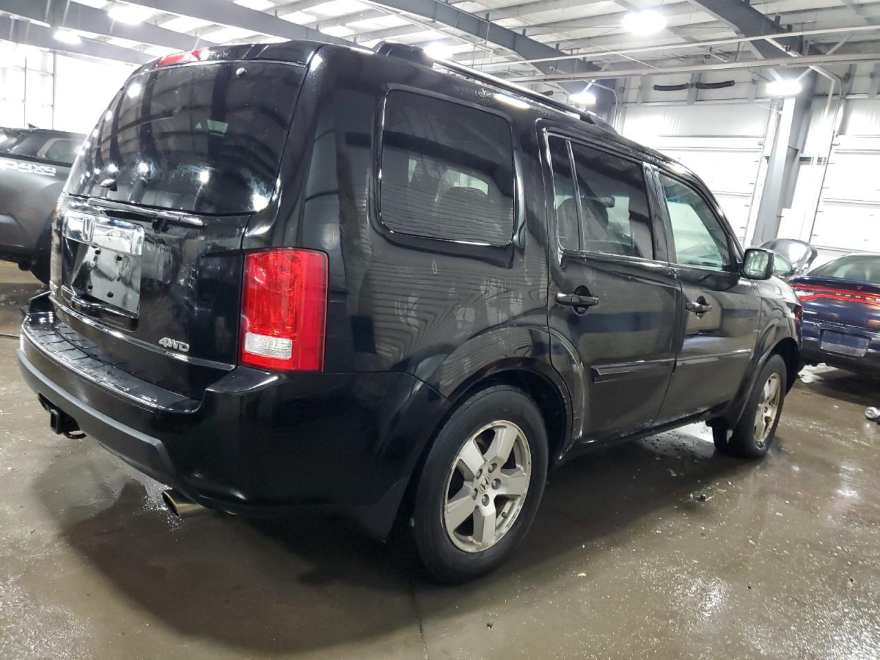 2010 Honda Pilot VIN 5FNYF4H56AB029384 Copart auction photo, rear end / side damage thumbnail 3