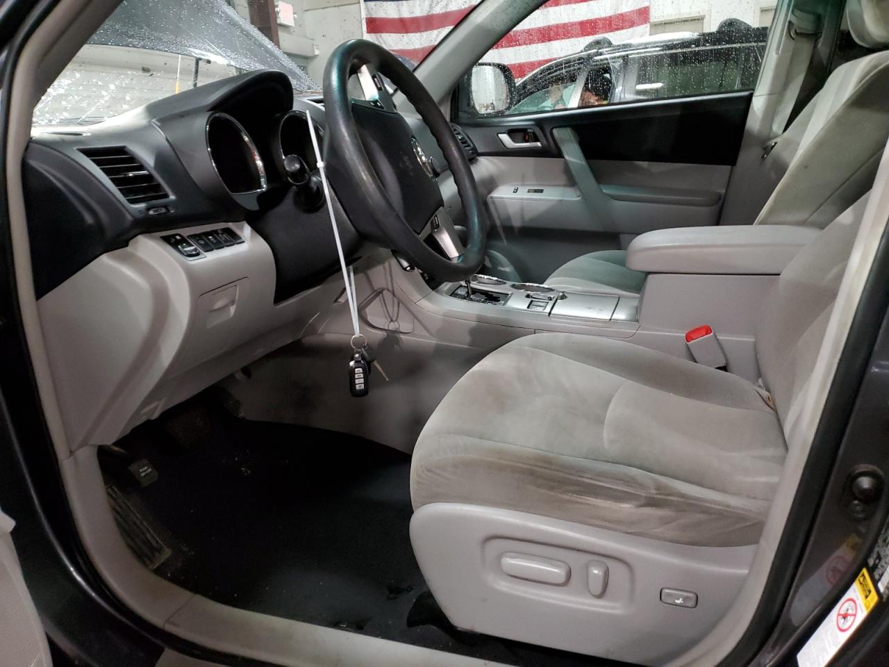 2013 Toyota Highlander VIN 5TDBK3EHXDS267362 Copart auction photo, front end damage thumbnail 7