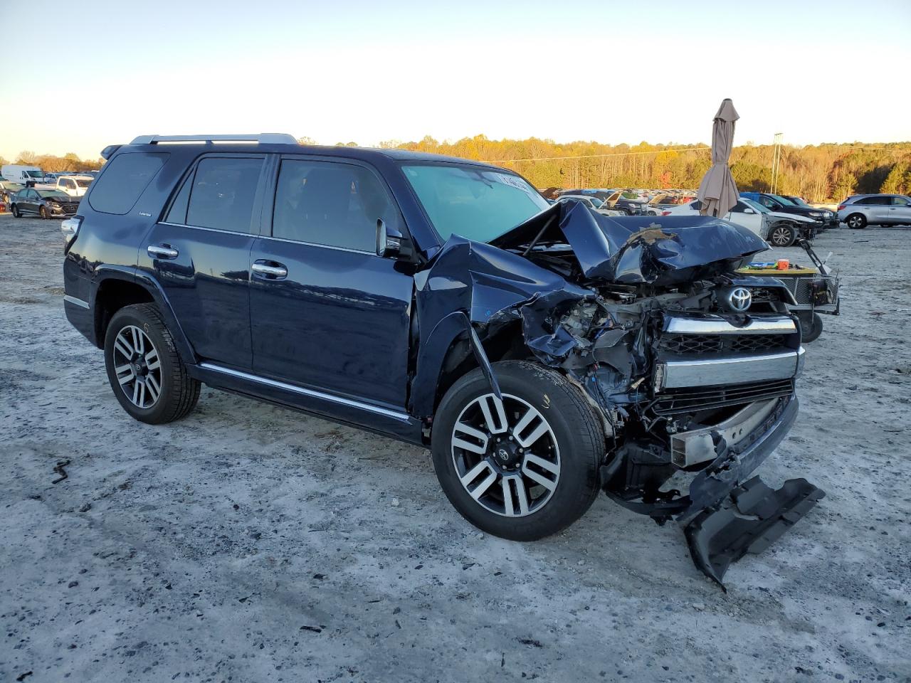 2018 Toyota 4Runner VIN JTEBU5JRXJ5552564 Copart auction photo, front end damage thumbnail 4