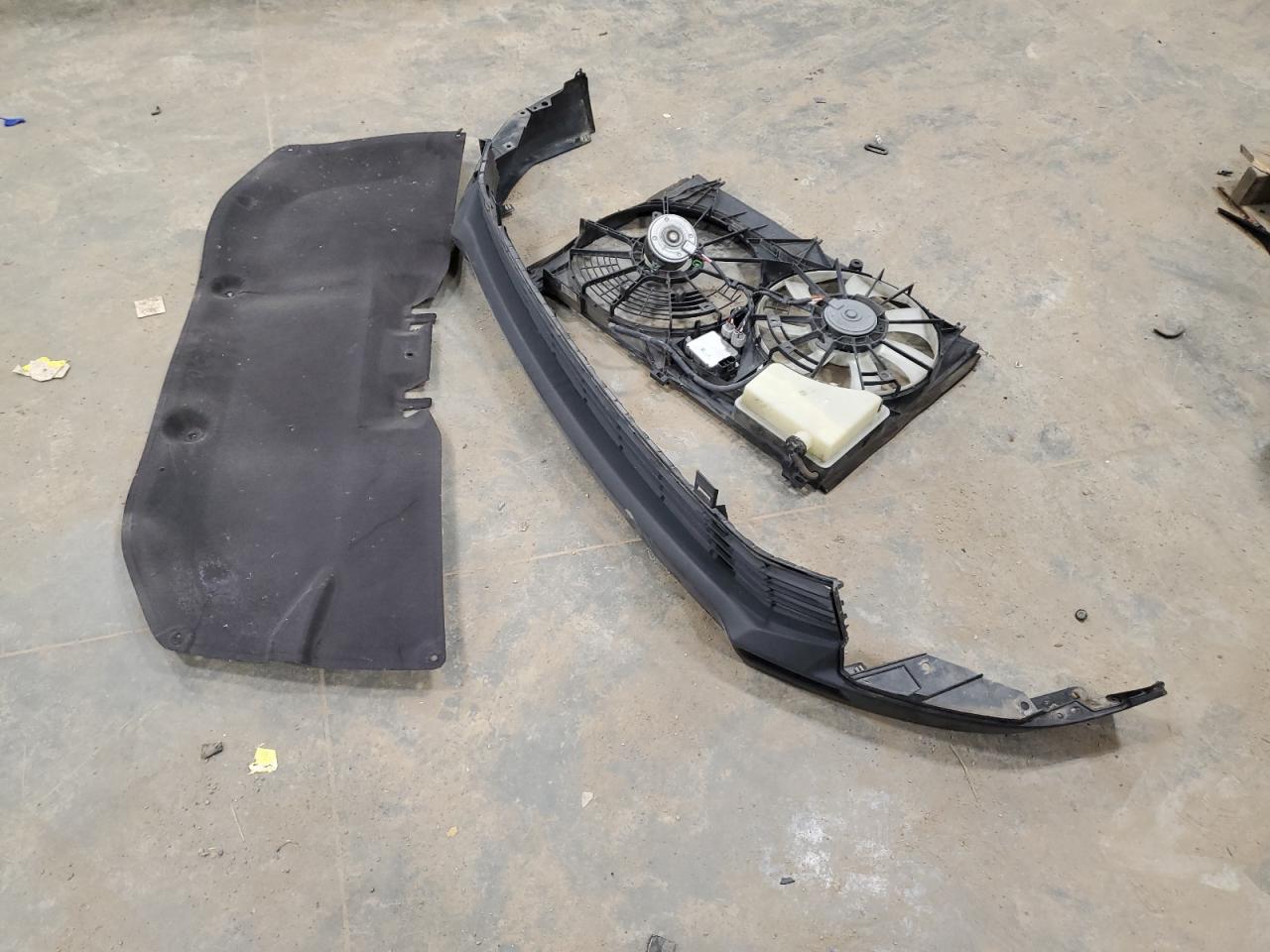 2019 Toyota Highlander VIN 5TDJZRFH0KS944506 Copart auction photo, front end / side damage thumbnail 13