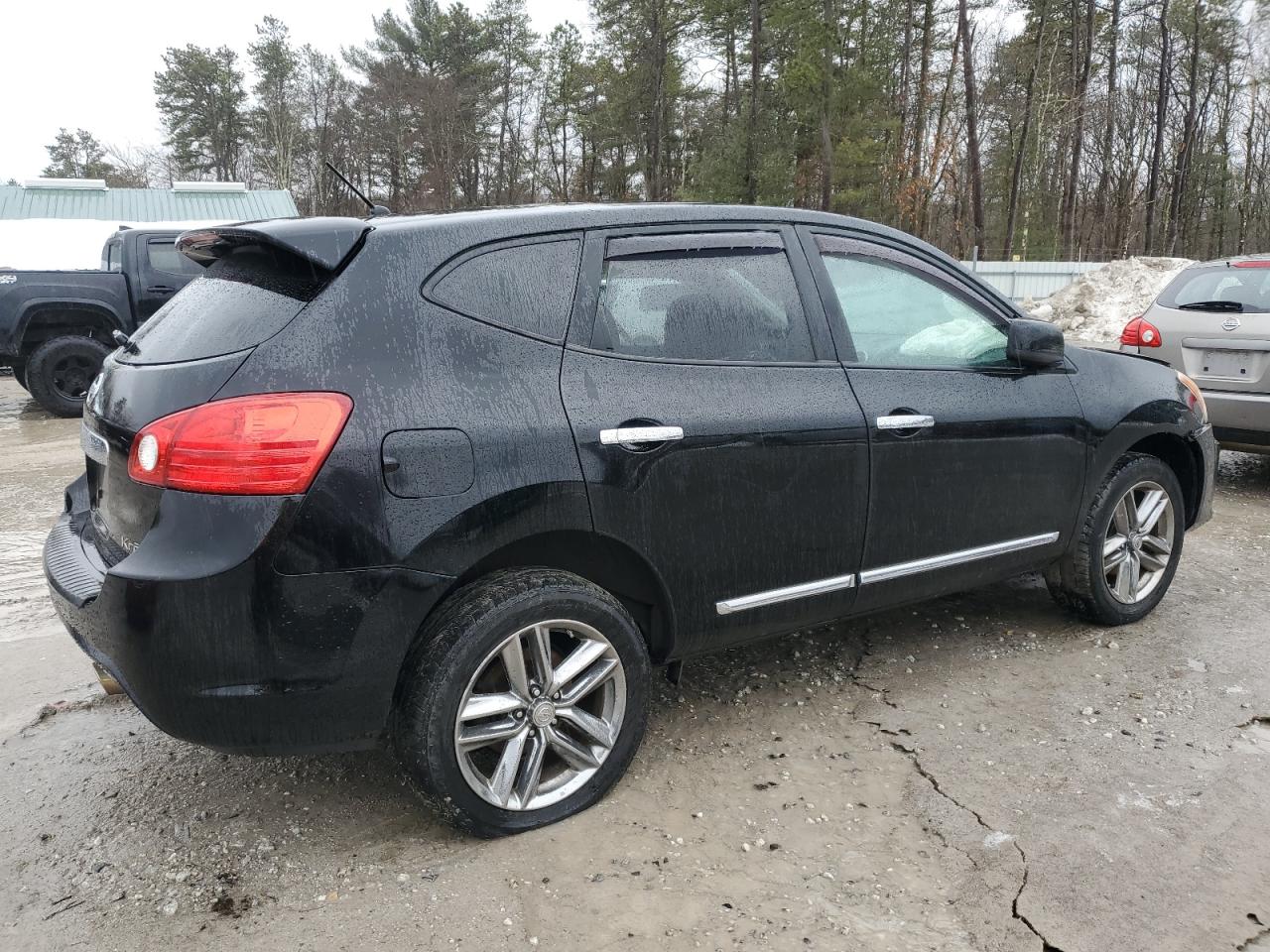 2011 Nissan Rogue VIN JN8AS5MV7BW258554 Copart auction photo, front end / rear end damage thumbnail 3