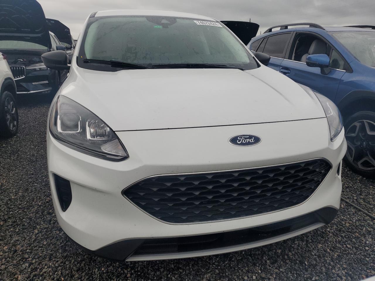 2022 Ford Escape VIN 1FMCU0G61NUB55194 Copart auction photo, water/flood damage thumbnail 5