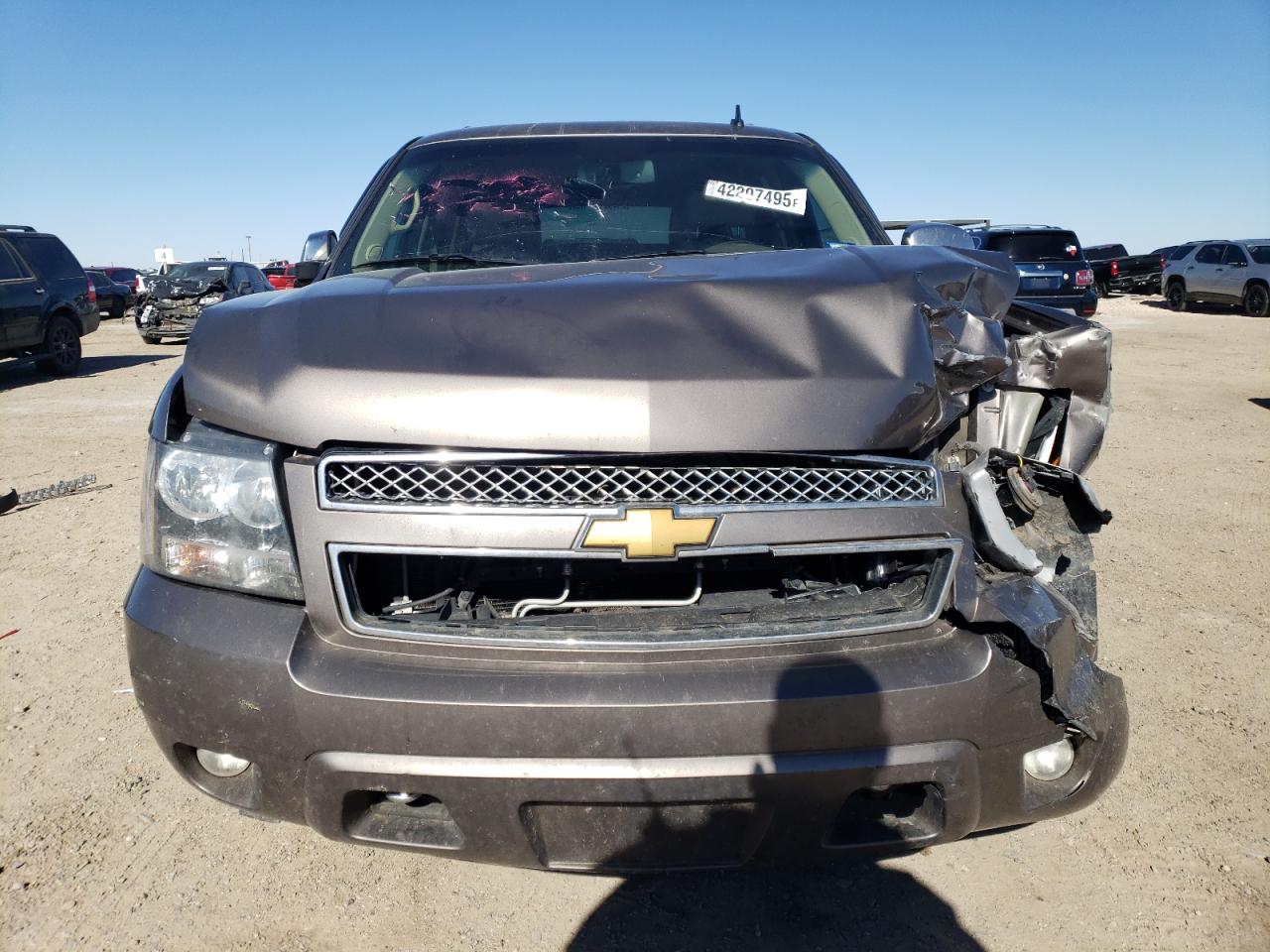 2013 Chevrolet Suburban VIN 1GNSCHE01DR323733 Copart auction photo, front end / all over damage thumbnail 5