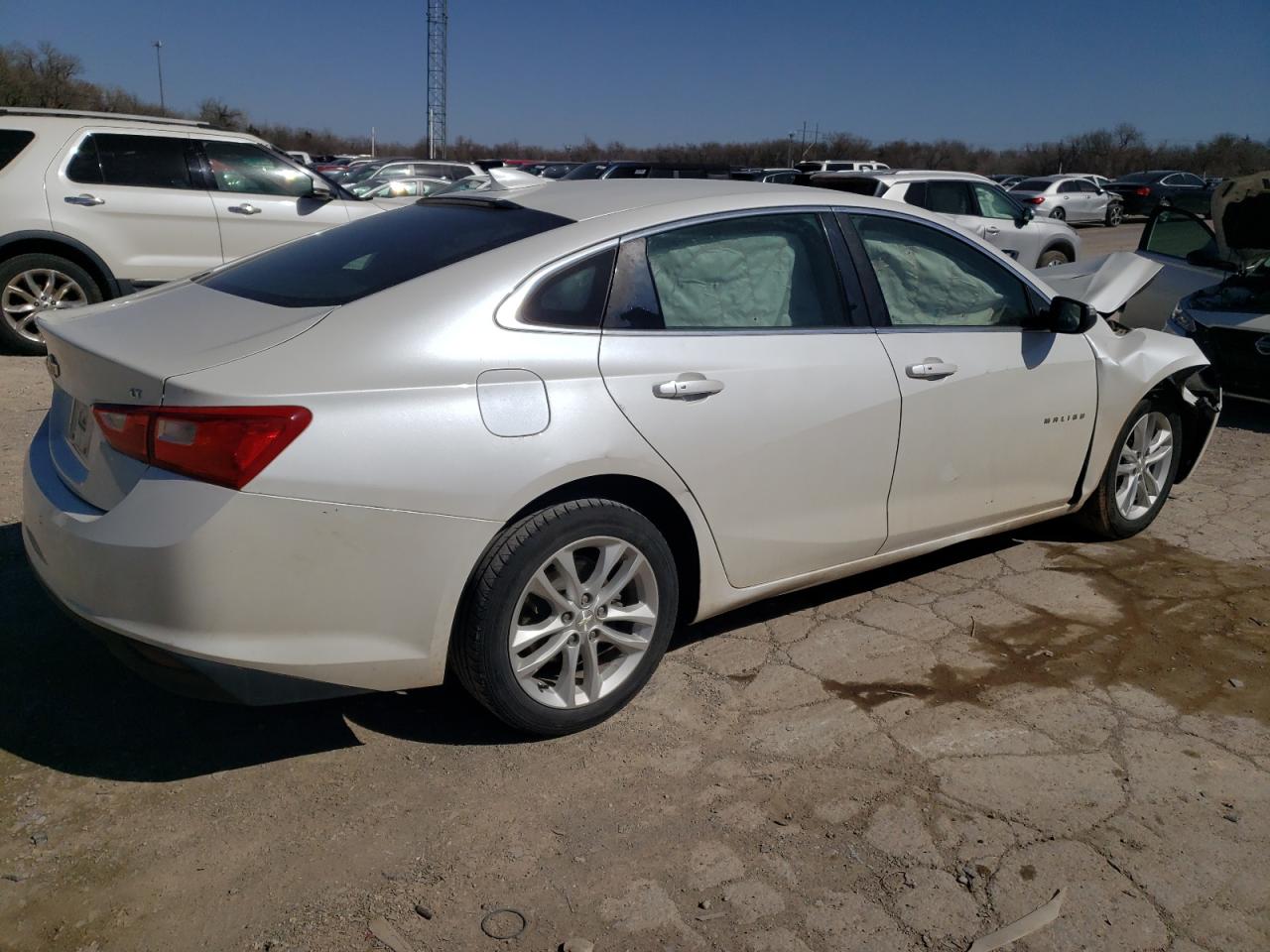 2016 Chevrolet Malibu VIN 1G1ZE5ST5GF232851 Copart auction photo, front end / minor dent/scratches damage thumbnail 3
