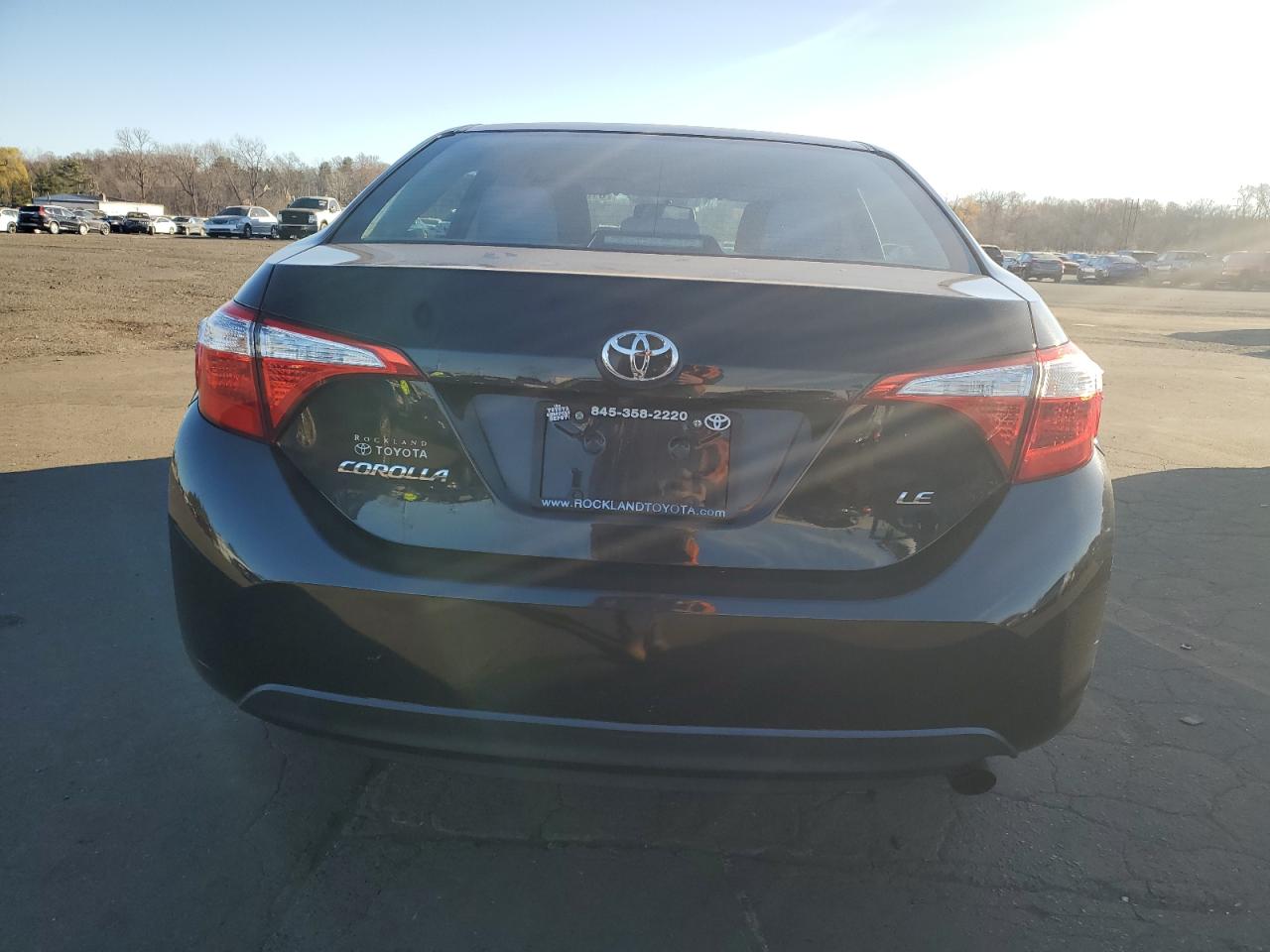 2015 Toyota Corolla VIN 2T1BURHE1FC470490 Copart auction photo, front end / minor dent/scratches damage thumbnail 6
