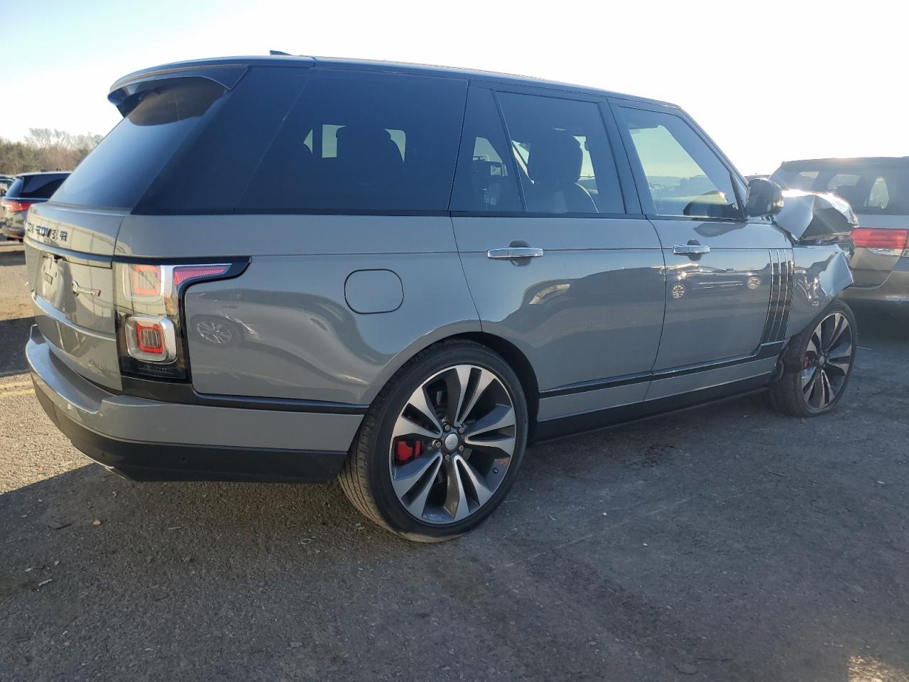 2020 Land Rover Range Rover VIN SALGW2RE9LA598992 Copart auction photo, front end / side damage thumbnail 3