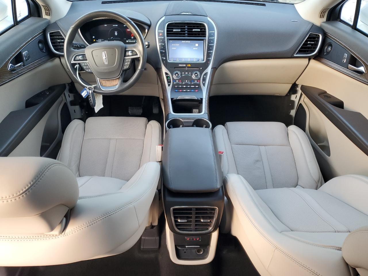 2020 Lincoln Nautilus VIN 2LMPJ8K91LBL09324 Copart auction photo, water/flood / minor dent/scratches damage thumbnail 8