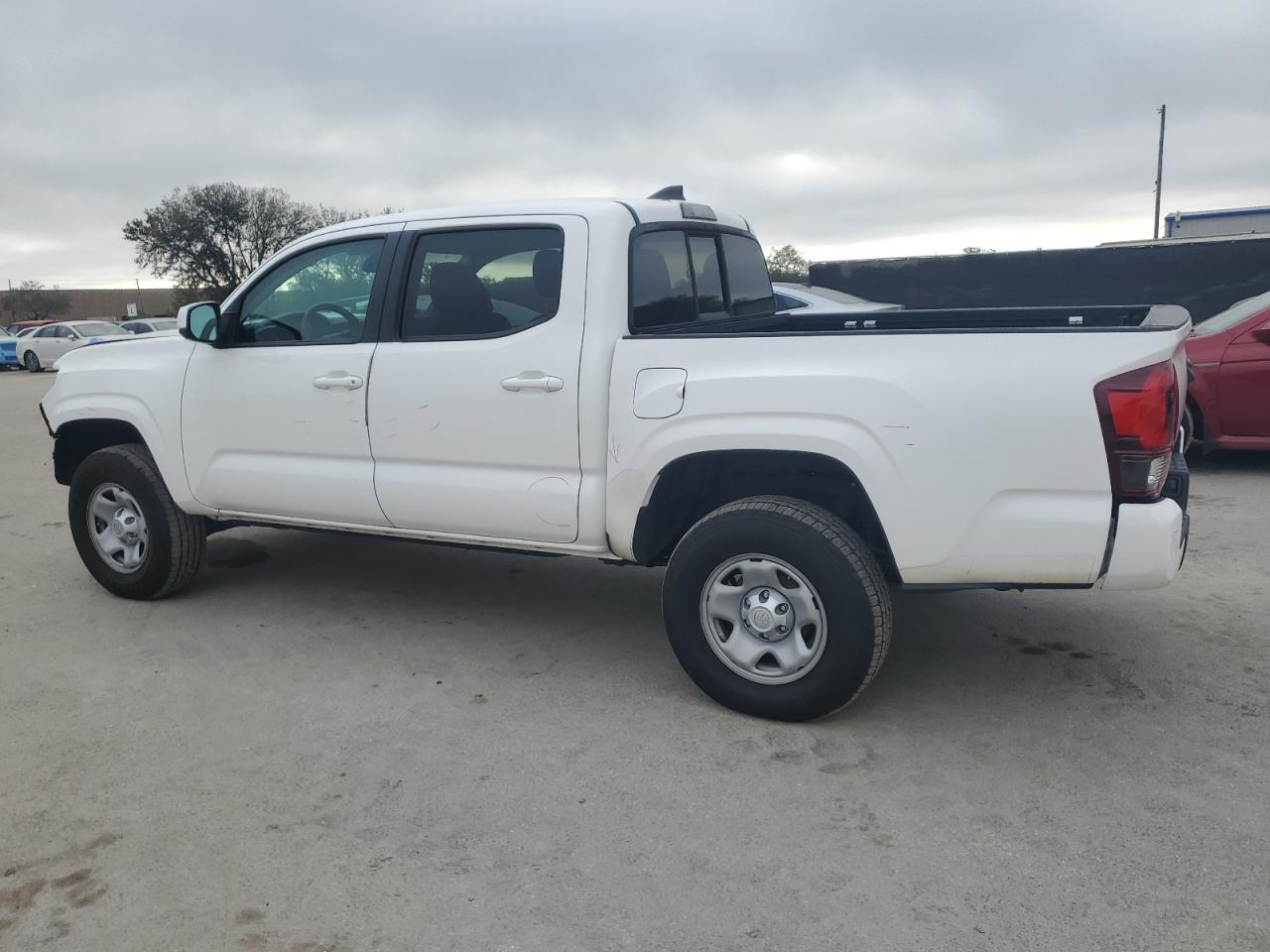 2019 Toyota Tacoma VIN 5TFAX5GN9KX147085 Copart auction photo, frame damage / front end damage thumbnail 2