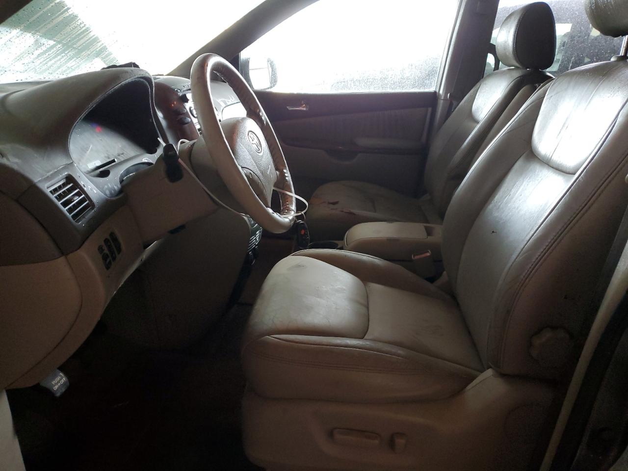 2004 Toyota Sienna VIN 5TDBA22C84S009833 Copart auction photo, biohazard/chemical damage thumbnail 7