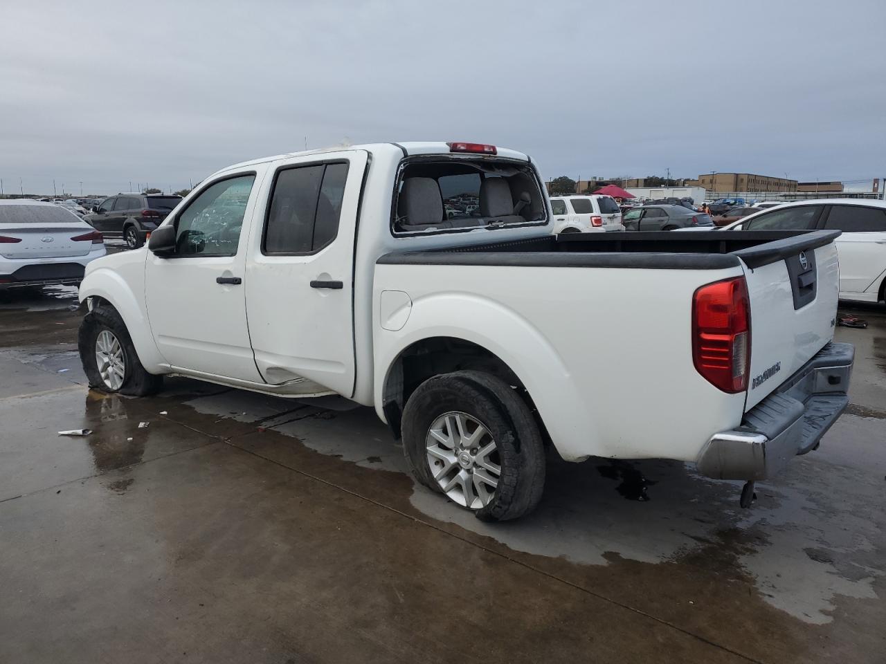 2019 Nissan Navara (Frontier) VIN 1N6AD0ER0KN787812 Copart auction photo, front end / side damage thumbnail 2