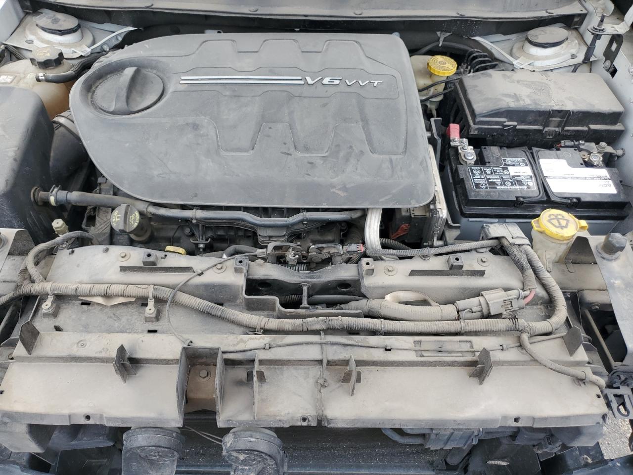 2015 Jeep Cherokee VIN 1C4PJMBS0FW751123 Copart auction photo, front end damage thumbnail 12