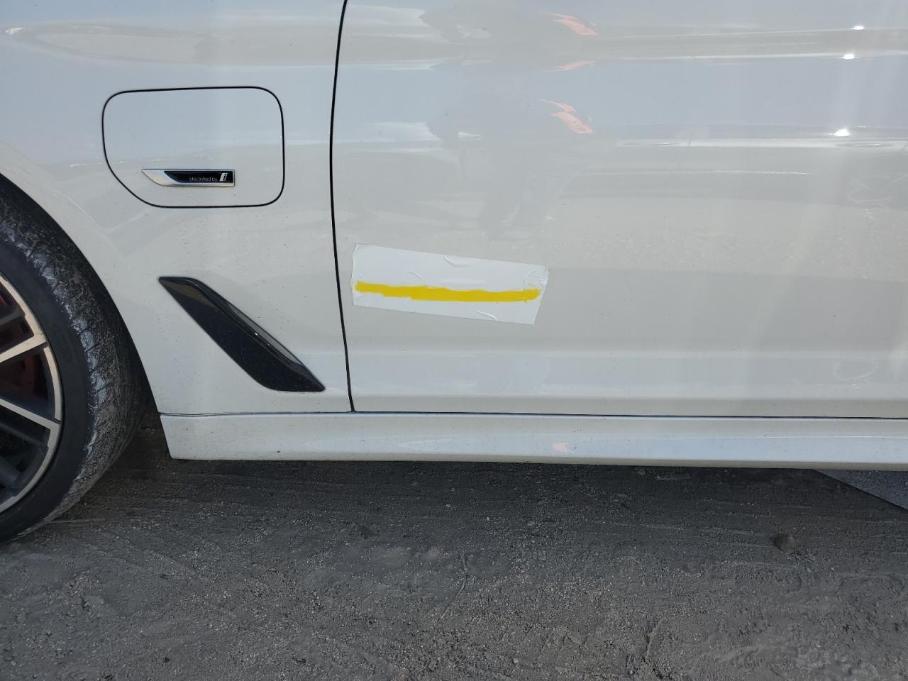 2022 BMW 5er VIN WBA13AG03NCK29539 Copart auction photo, water/flood / minor dent/scratches damage thumbnail 12