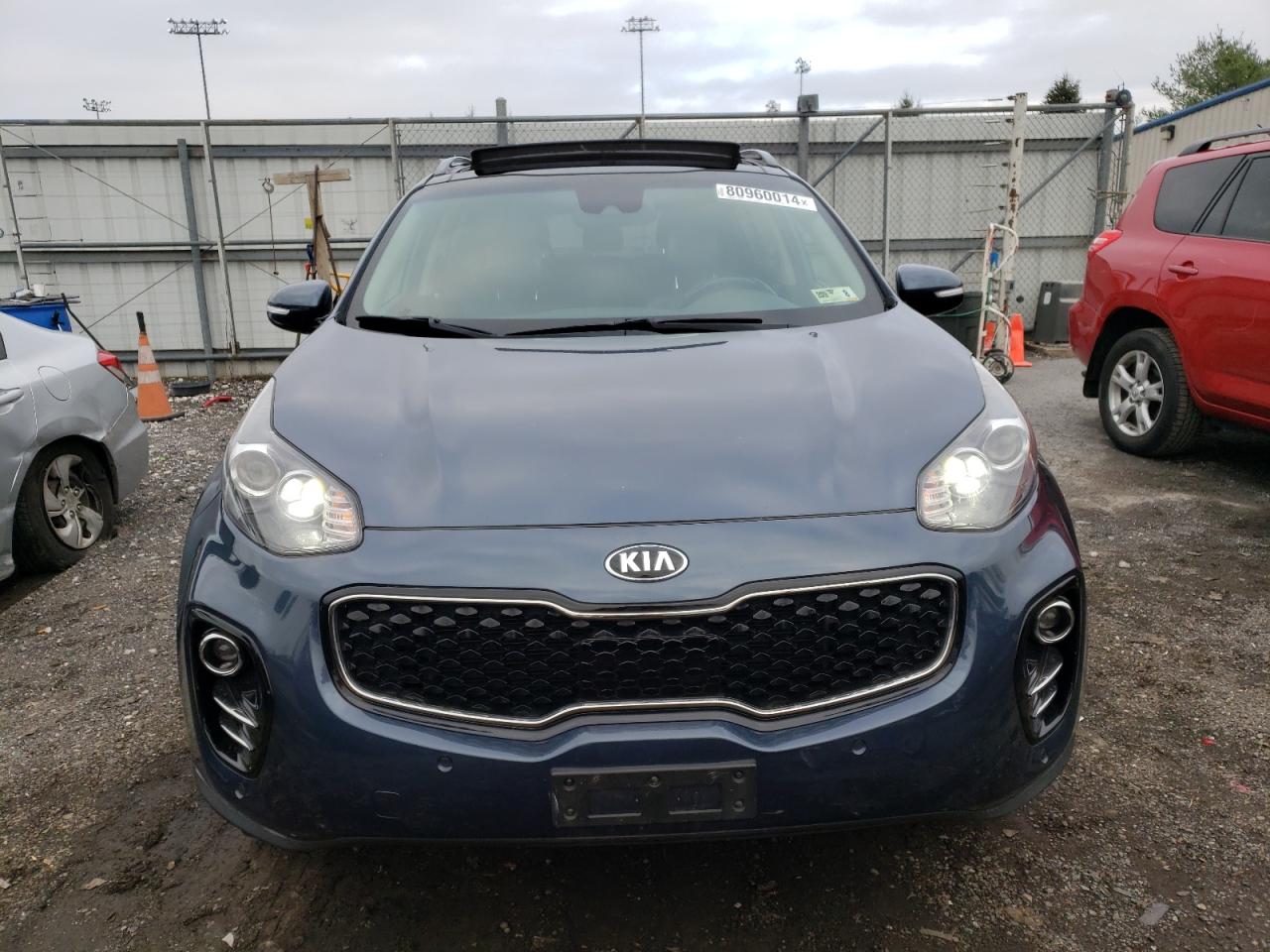 2018 KIA Sportage VIN KNDPNCAC6J7431042 Copart auction photo, minor dent/scratches damage thumbnail 5