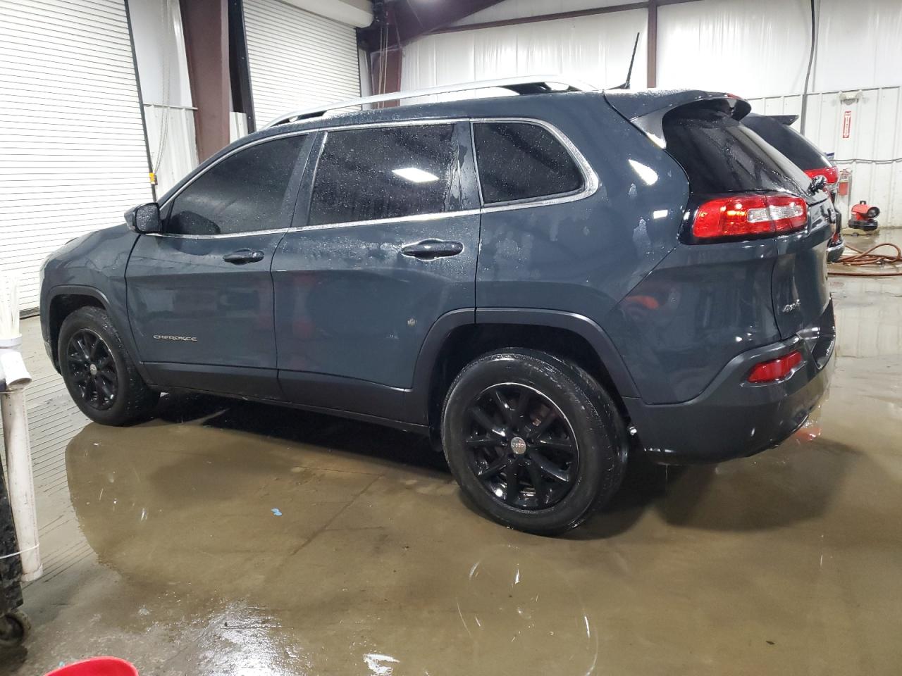 2018 Jeep Grand Cherokee VIN 1C4PJMLB5JD602452 Copart auction photo, front end damage thumbnail 2