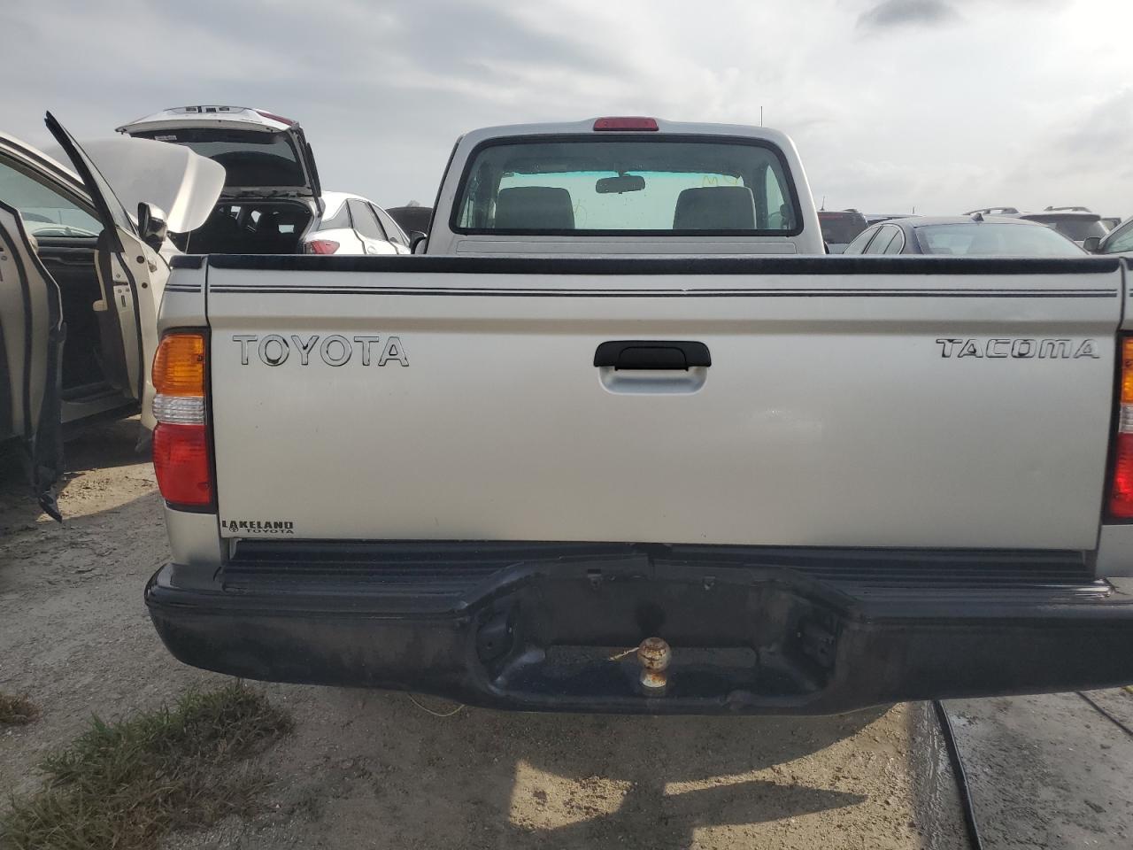 2004 Toyota Tacoma VIN 5TENL42N14Z381232 Copart auction photo, water/flood damage thumbnail 6