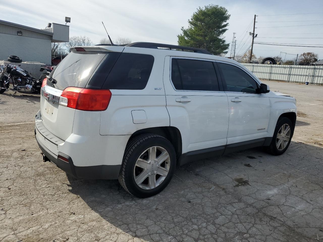 2011 GMC Terrain VIN 2CTALUEC1B6204486 Copart auction photo, front end / frame damage damage thumbnail 3