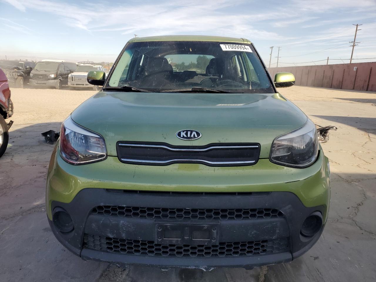 2017 KIA Soul VIN KNDJN2A28H7880546 Copart auction photo, vandalism / front end damage thumbnail 5