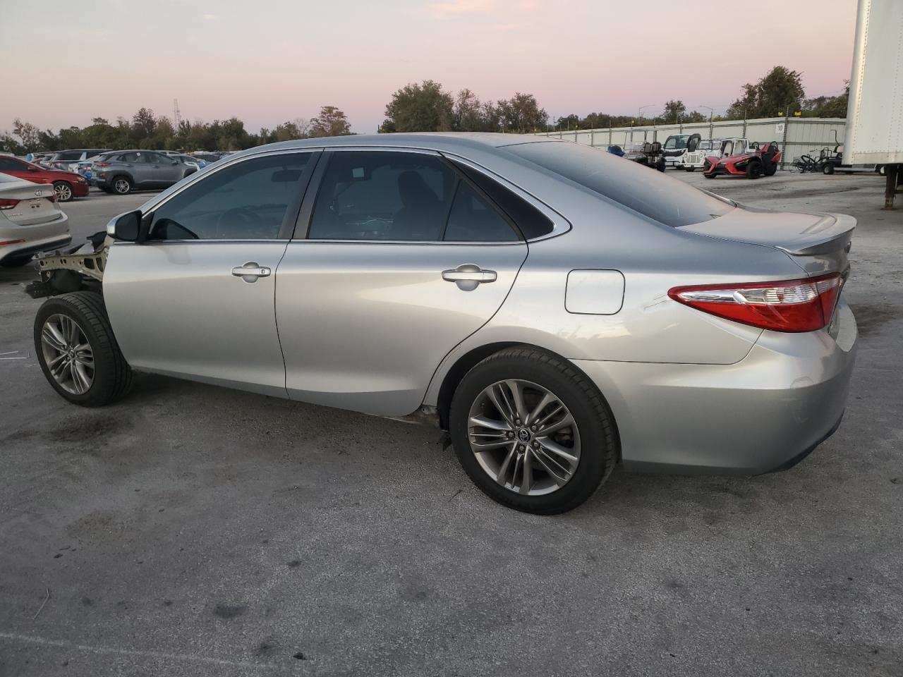 2015 Toyota Camry VIN 4T1BF1FK0FU077874 Copart auction photo, front end damage thumbnail 2
