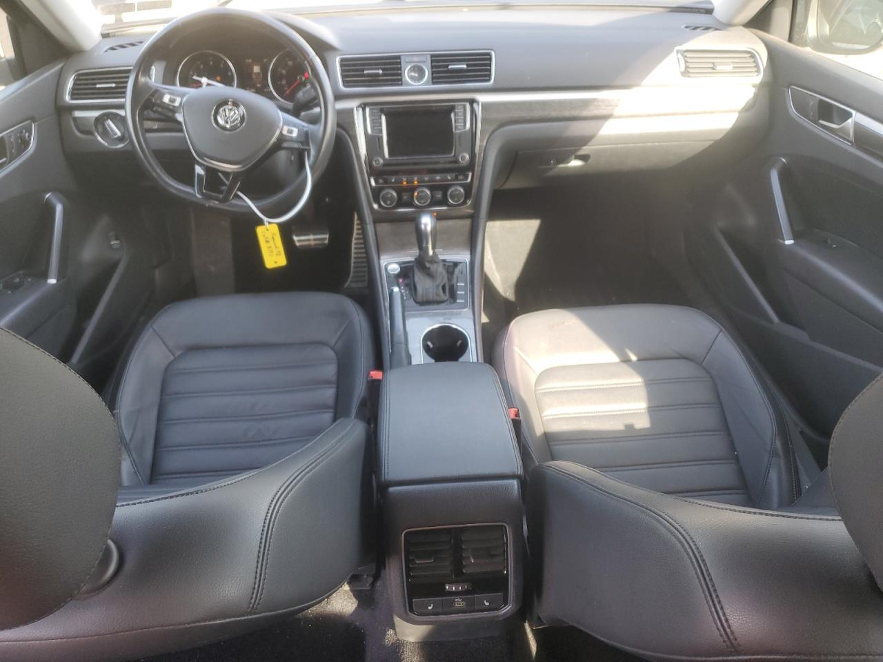 2017 Volkswagen Passat VIN 1VWCT7A31HC072497 Copart auction photo, front end / side damage thumbnail 8