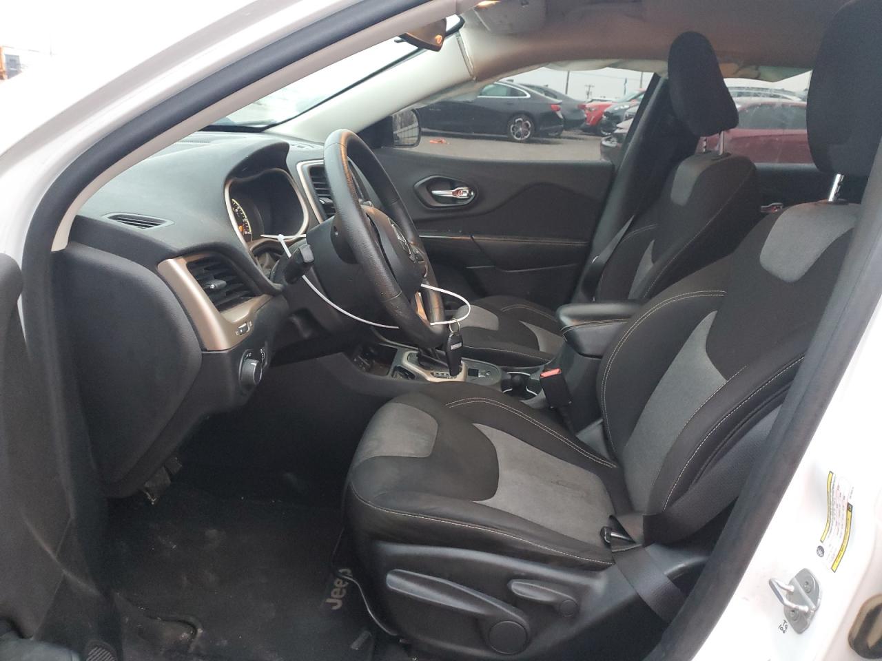 2014 Jeep Grand Cherokee VIN 1C4PJLAB4EW104573 Copart auction photo, side / minor dent/scratches damage thumbnail 7