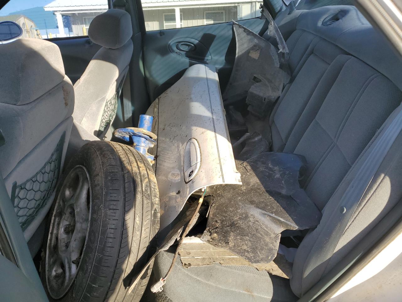 1996 Ford Taurus VIN 1FALP5221TG290304 Copart auction photo, all over damage thumbnail 10