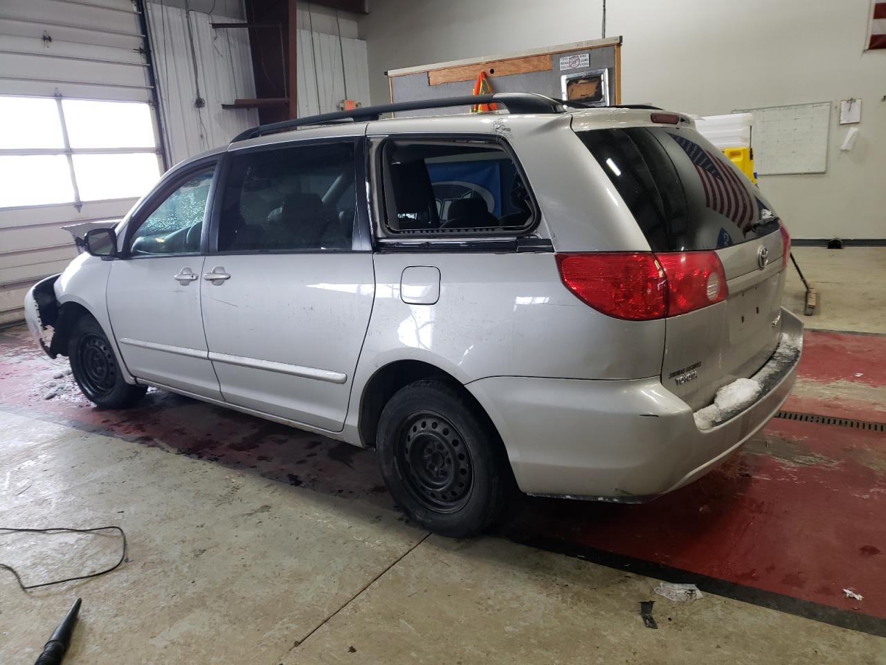 2009 Toyota Sienna VIN 5TDZK23C19S283926 Copart auction photo, front end damage thumbnail 2