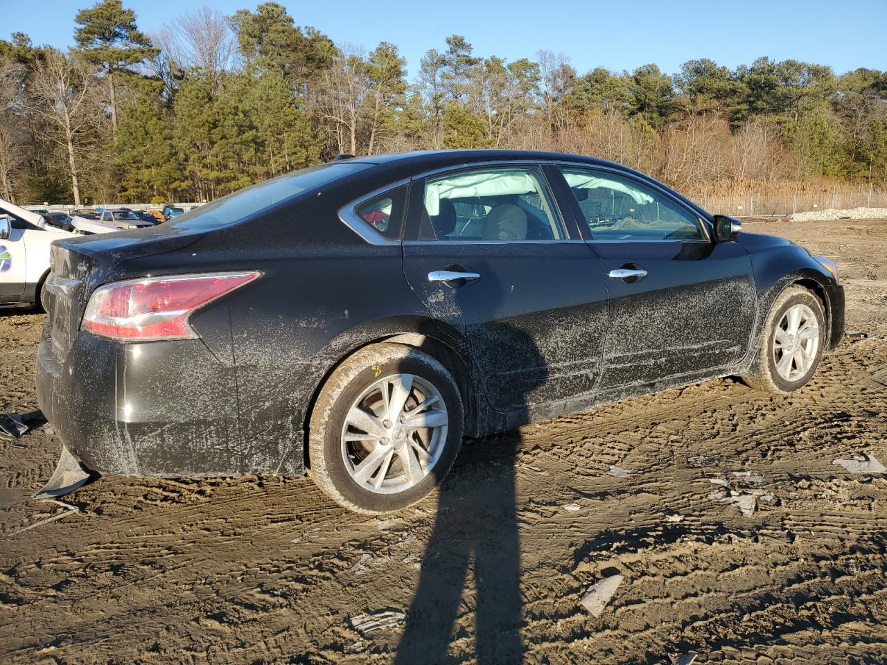 2015 Nissan Altima VIN 1N4AL3AP3FC493260 Copart auction photo, front end / minor dent/scratches damage thumbnail 3
