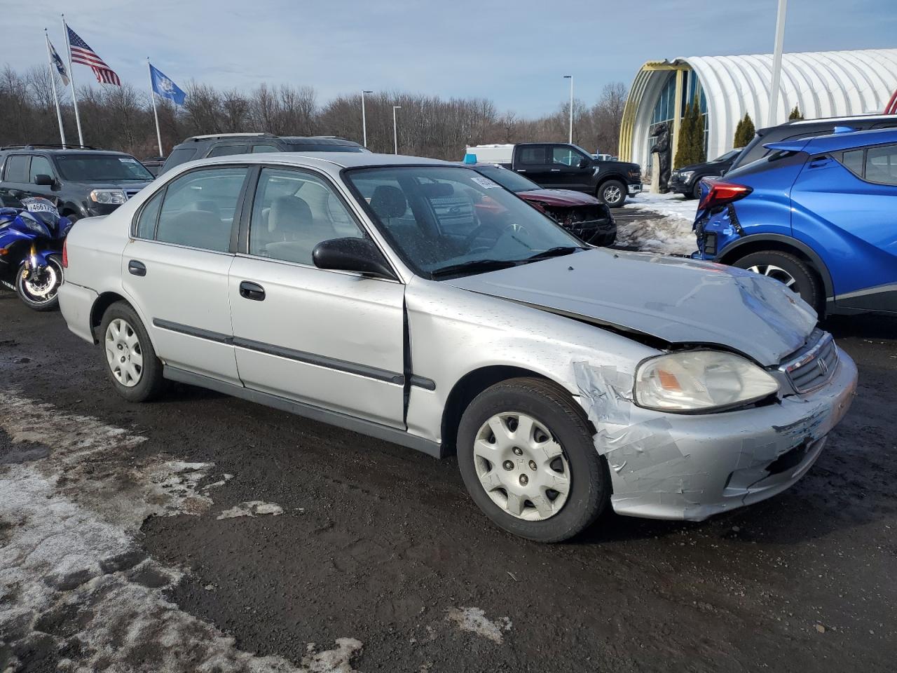 1999 Honda Civic VIN 2HGEJ6677XH572412 Copart auction photo, front end damage thumbnail 4