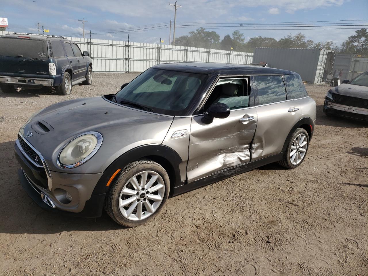 2017 MINI Cooper VIN WMWLU5C36H2E83921