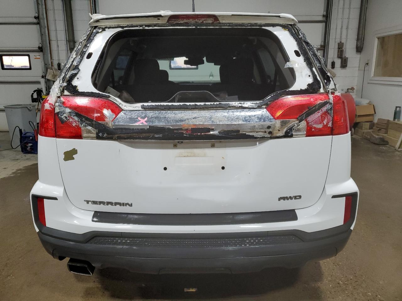 2016 GMC Terrain VIN 2GKFLSEK1G6154102 Copart auction photo, rear end damage thumbnail 6