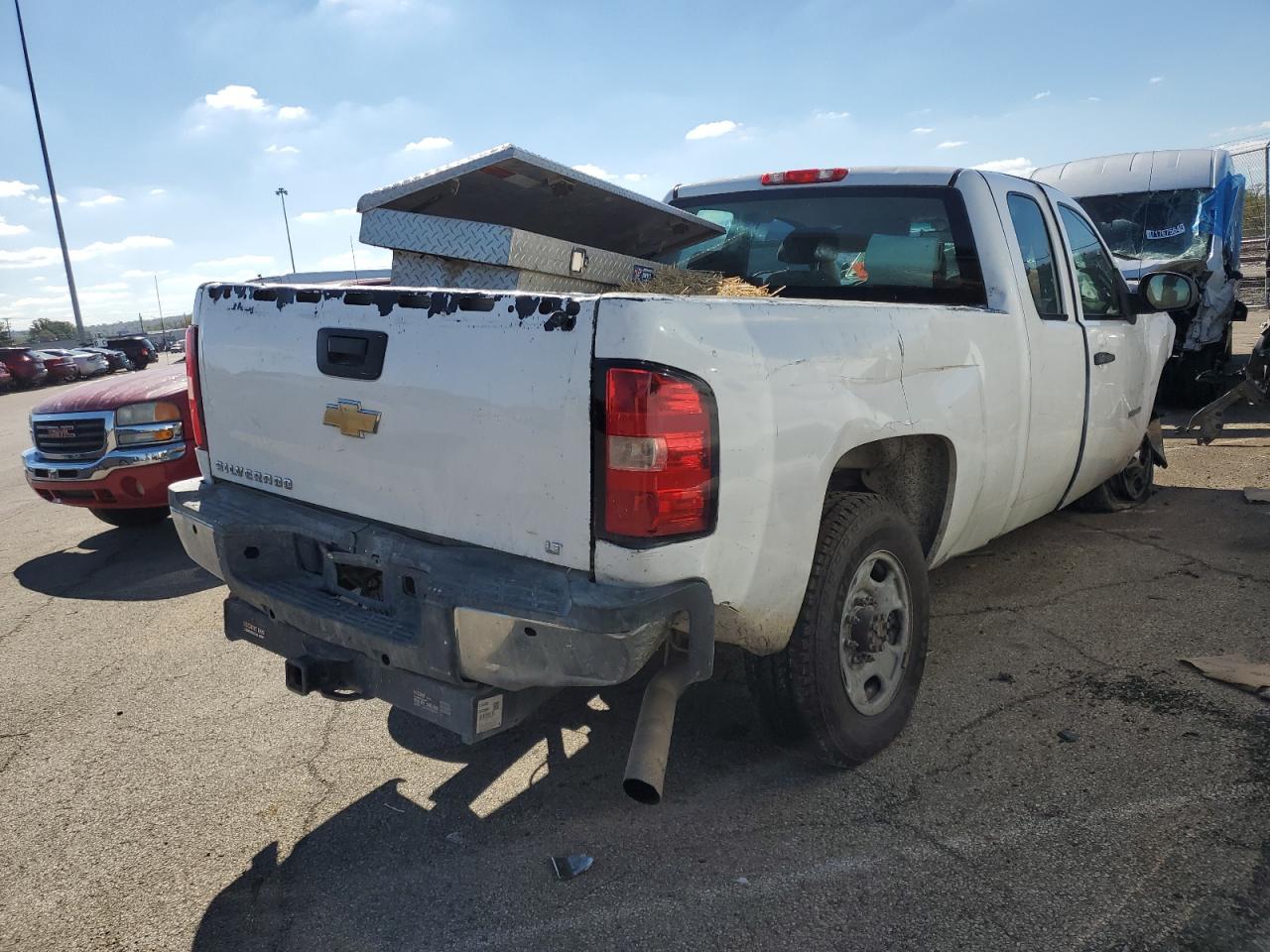 2013 Chevrolet Silverado VIN 1GC2KVCG9DZ294900 Copart auction photo, front end / side damage thumbnail 3