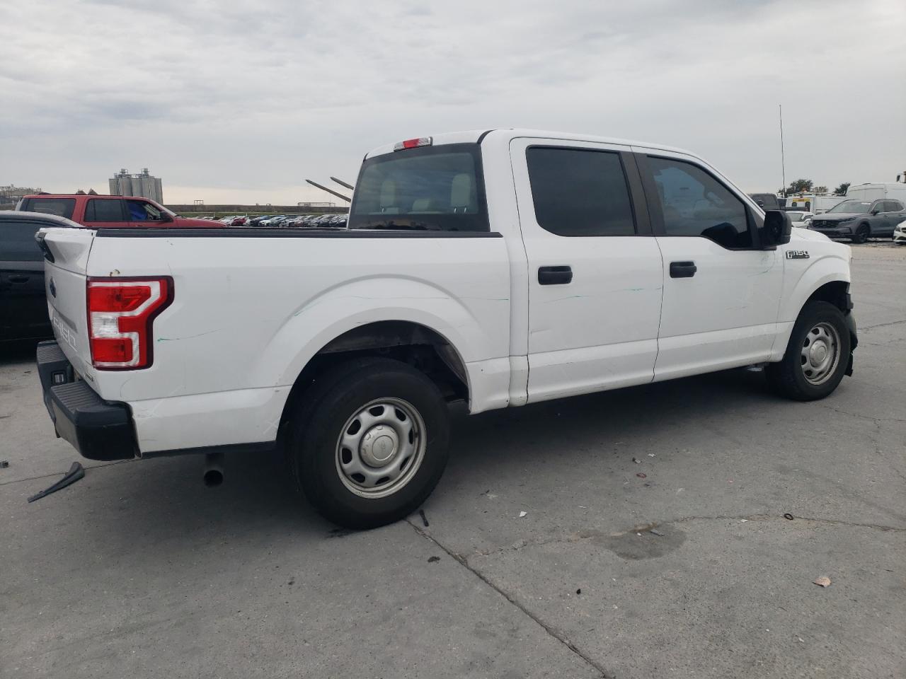 2018 Ford F-150 VIN 1FTEW1CPXJKF50296 Copart auction photo, side / front end damage thumbnail 3