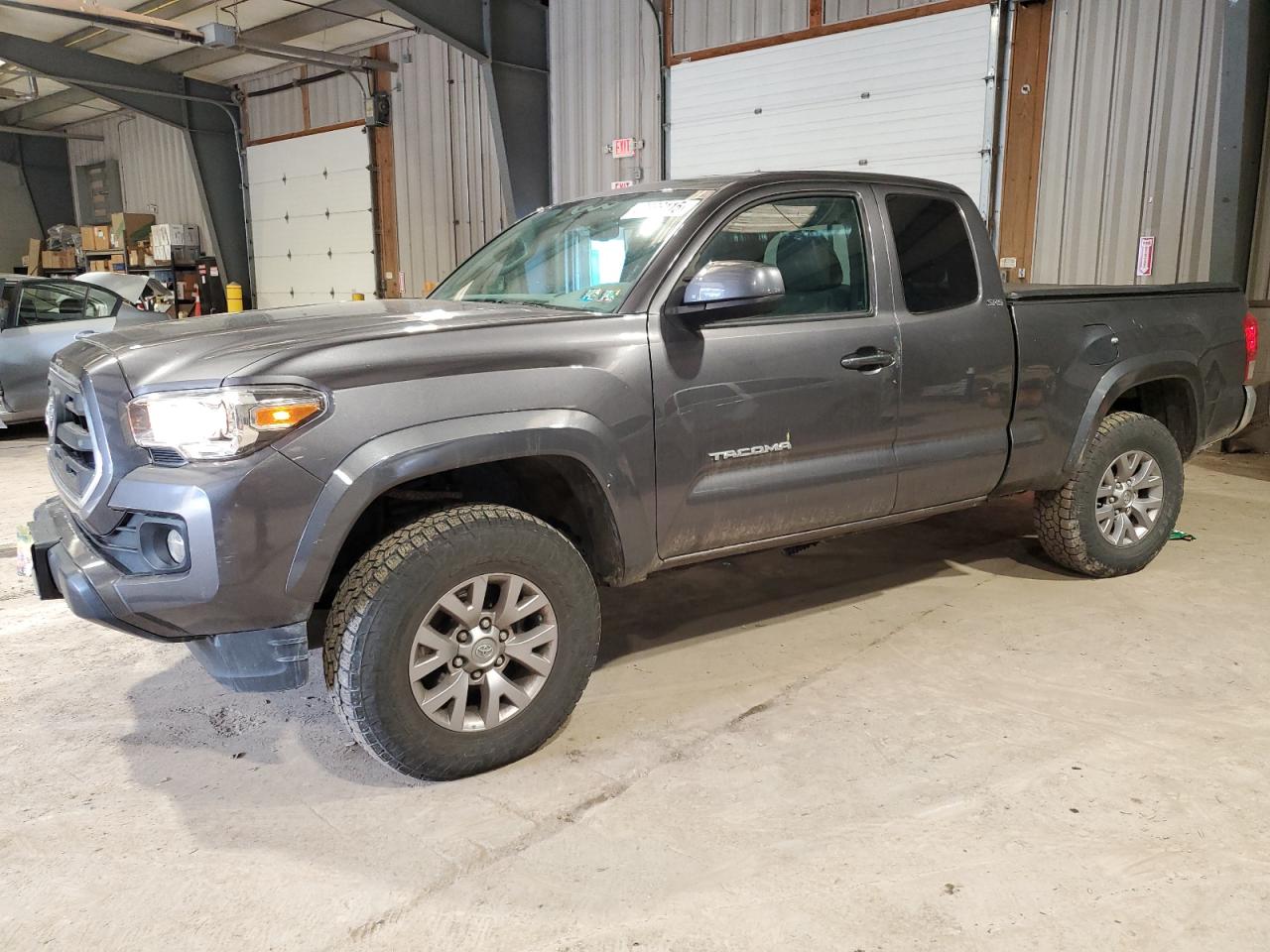 2016 Toyota Tacoma VIN 5TFSZ5AN9GX006063