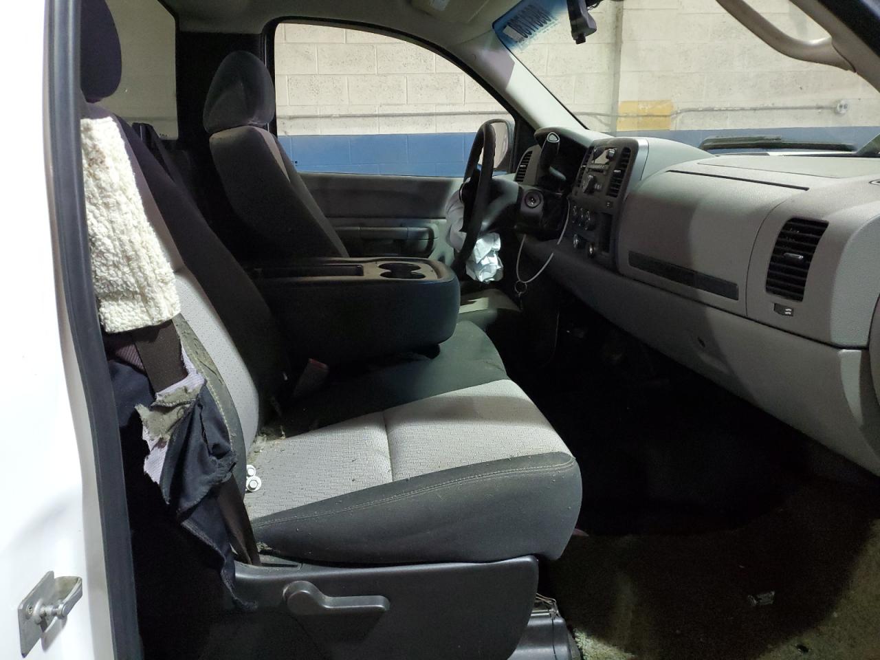 2008 Chevrolet Silverado VIN 1GCEC14X38Z171648 Copart auction photo, front end damage thumbnail 10