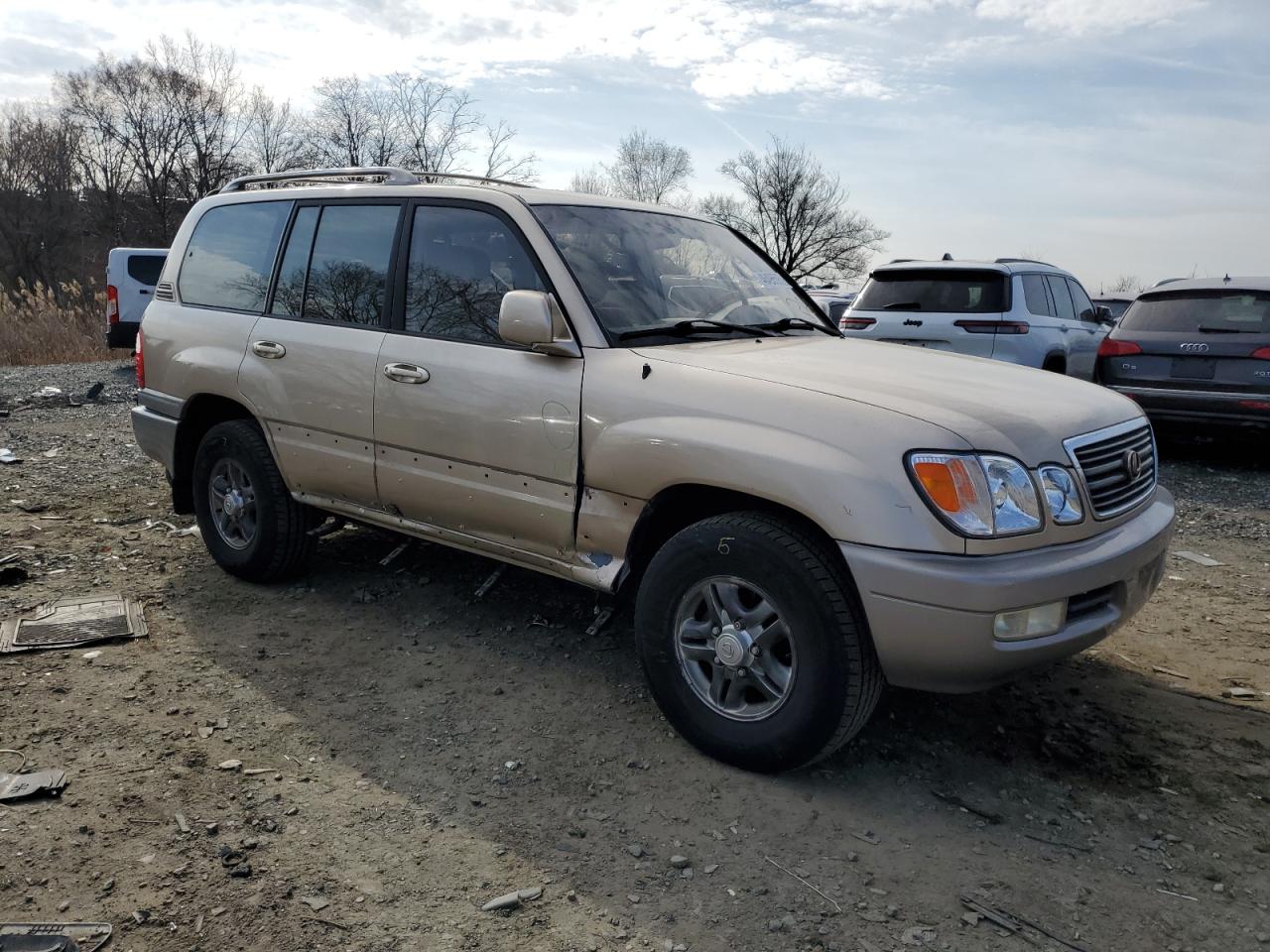 2002 Lexus LX VIN JTJHT00W323520240 Copart auction photo, minor dent/scratches damage thumbnail 4
