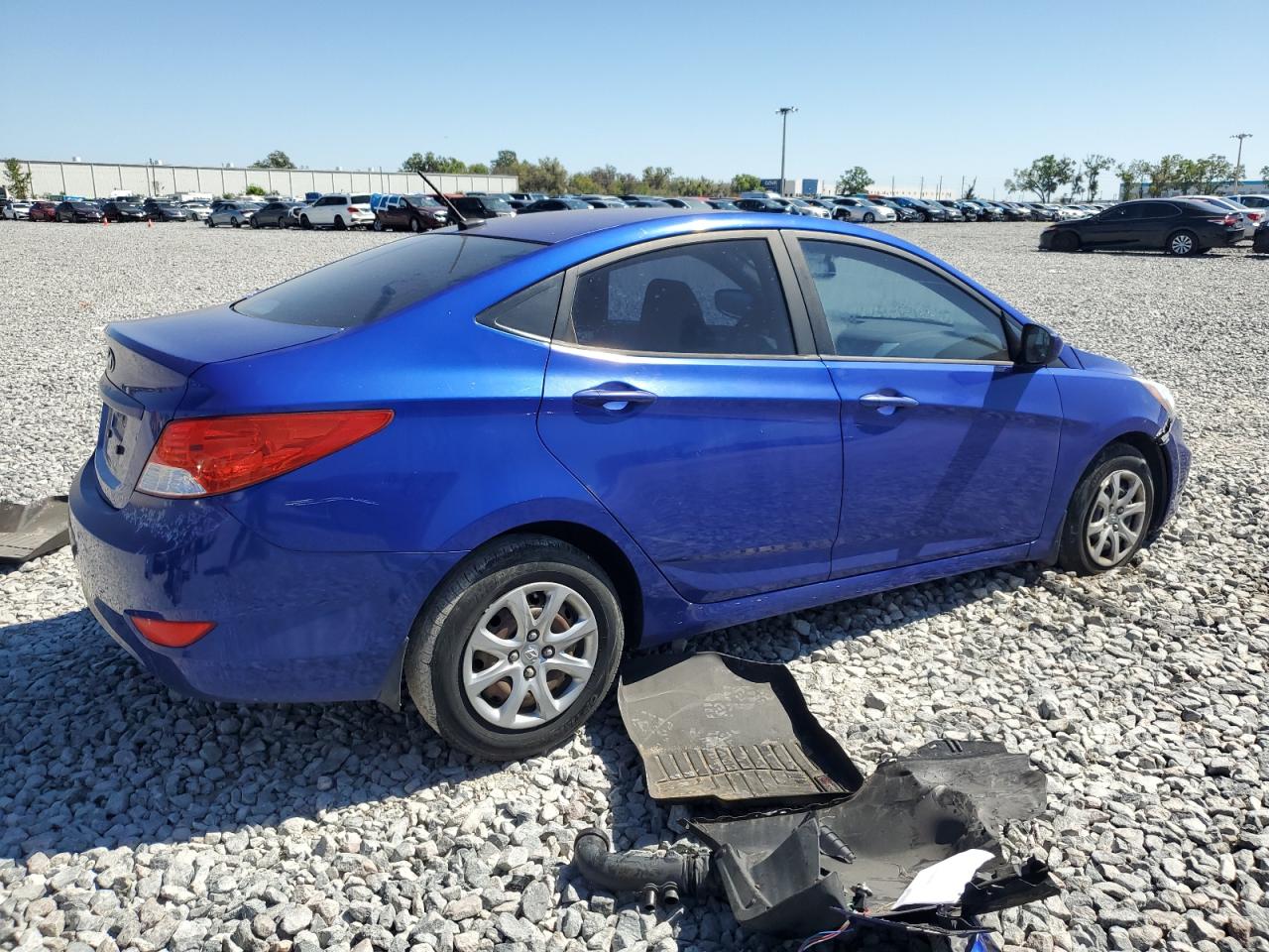 2013 Hyundai Accent VIN KMHCT4AEXDU355337 Copart auction photo, front end damage thumbnail 3
