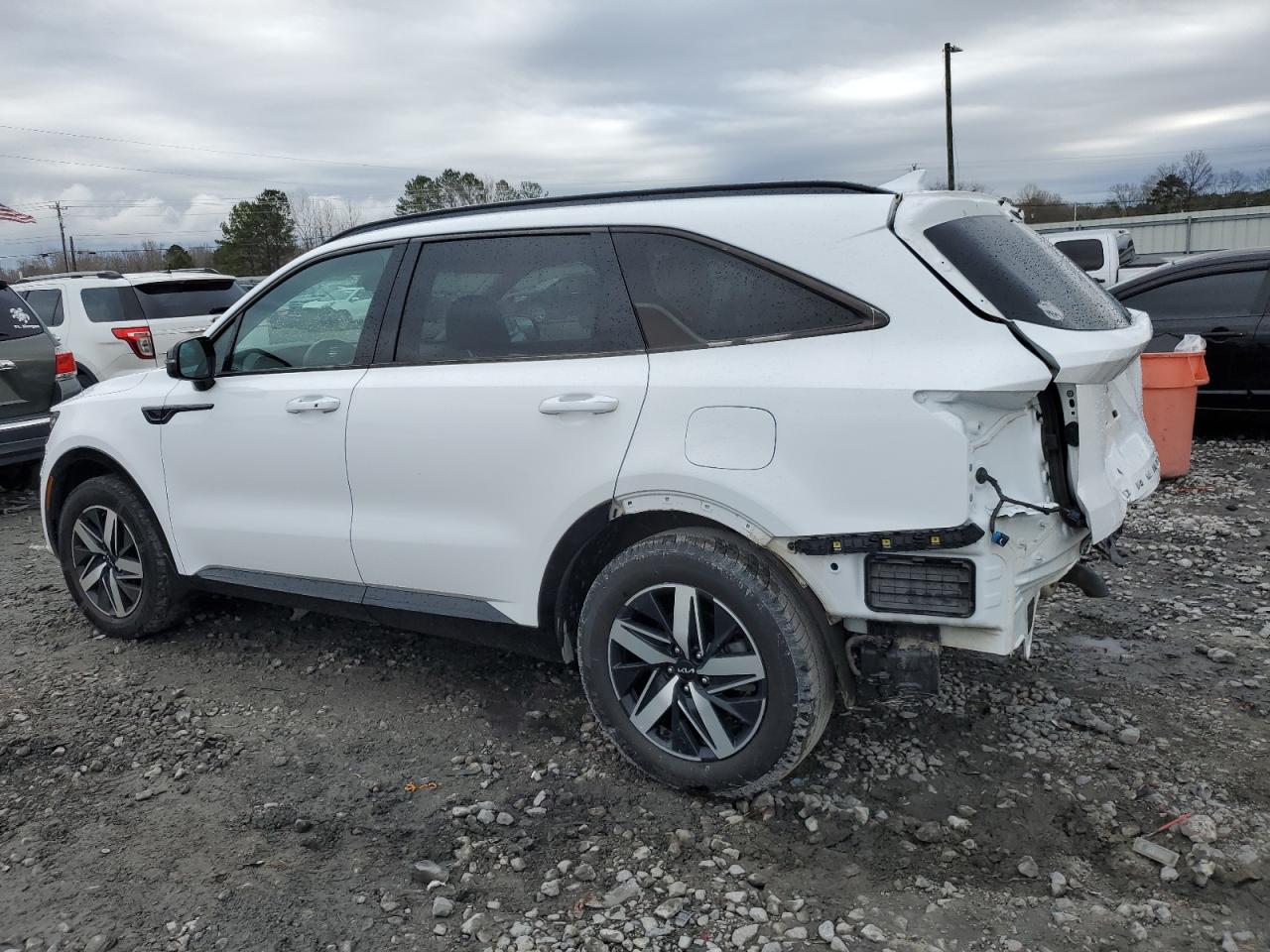2022 KIA Sorento VIN 5XYRH4LF7NG132391 Copart auction photo, rear end damage thumbnail 2