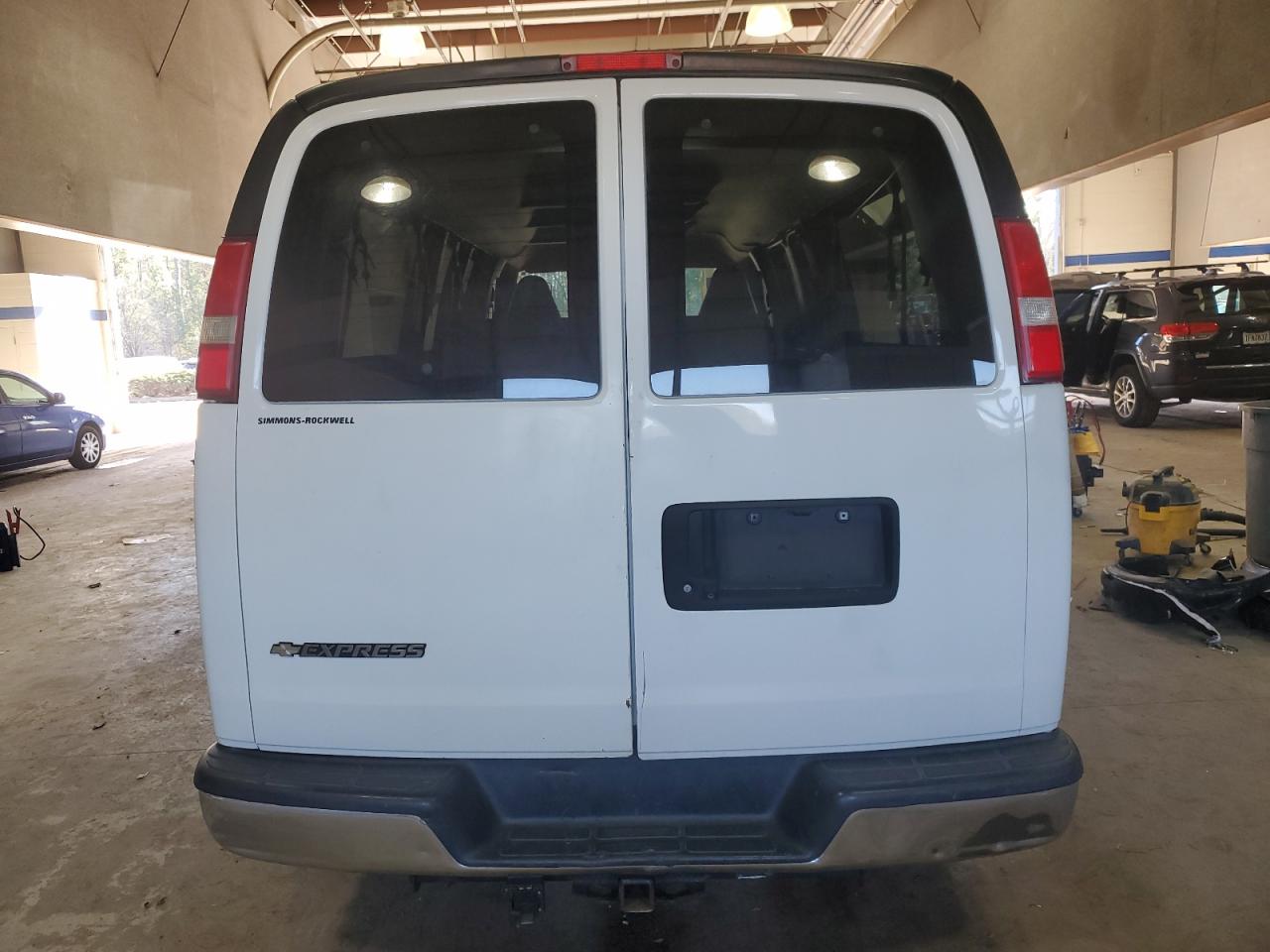2018 Chevrolet Express VIN 1GAZGPFGXJ1244873 Copart auction photo, front end / undercarriage damage thumbnail 6