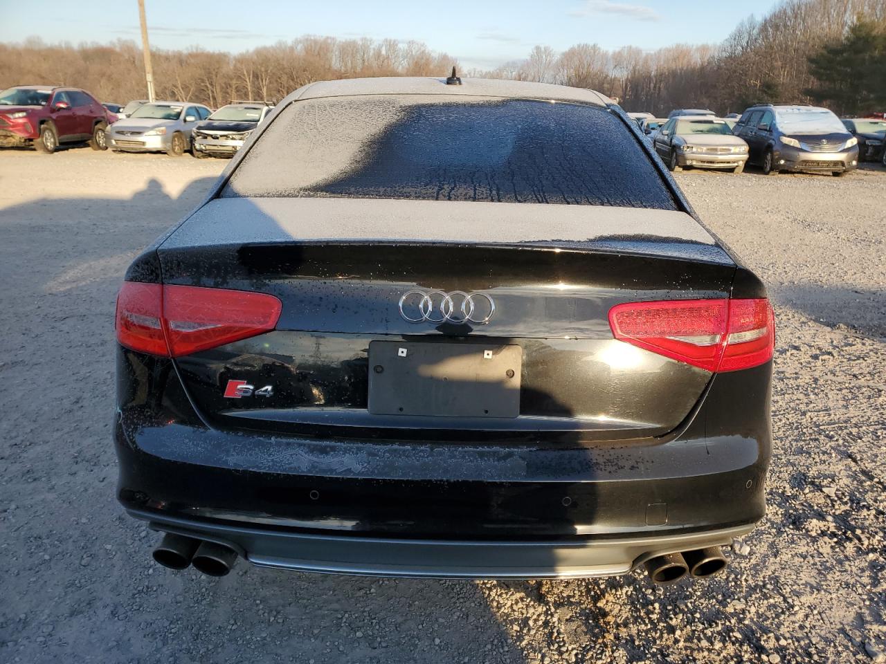 2013 Audi RS4 VIN WAUBGAFL0DA104187 Copart auction photo, side damage thumbnail 6
