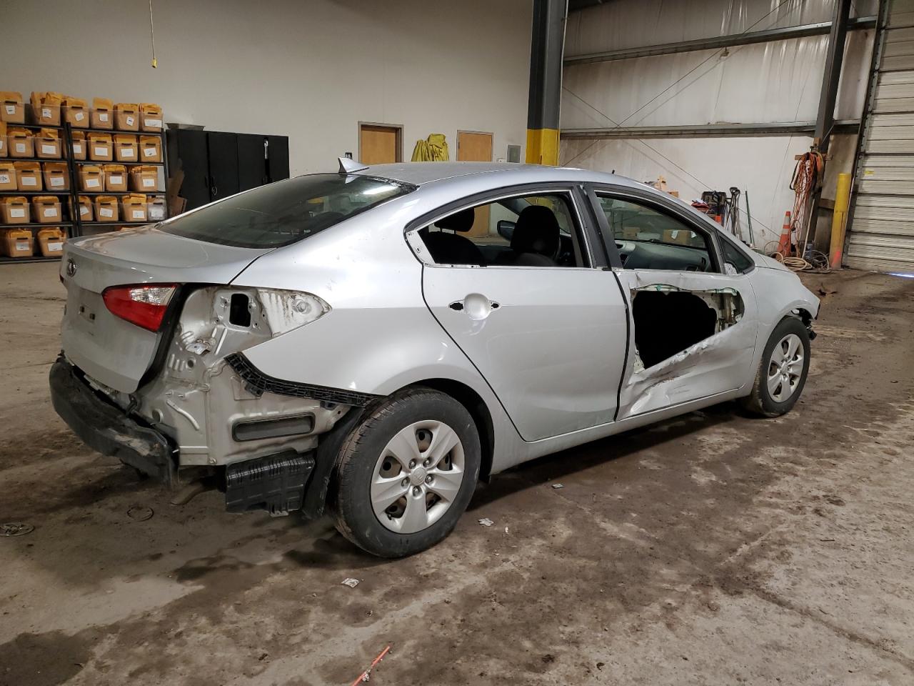 2016 KIA Forte VIN KNAFK4A62G5616792 Copart auction photo, all over damage thumbnail 3