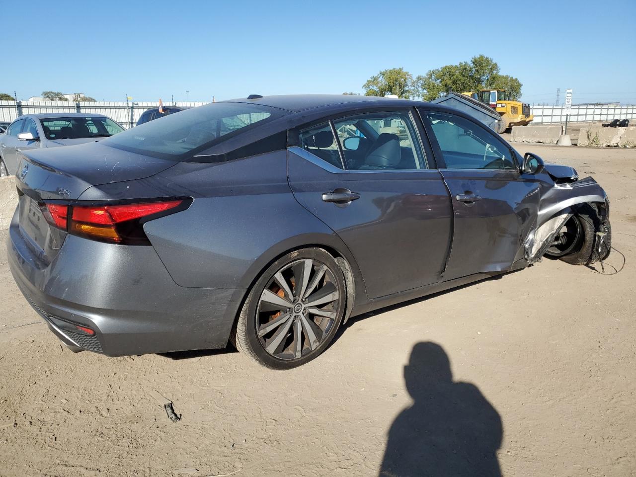 2022 Nissan Altima VIN 1N4BL4CVXNN319873 Copart auction photo, front end / side damage thumbnail 3