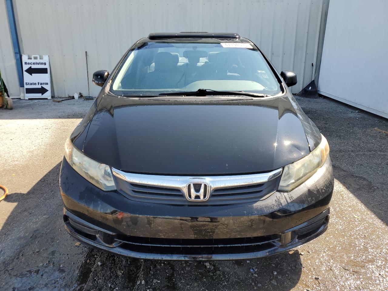 2012 Honda Civic VIN 19XFB2F81CE088596 Copart auction photo, side / front end damage thumbnail 5