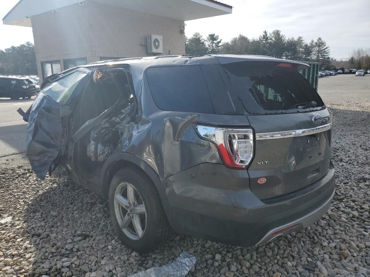 2017 Ford Explorer VIN 1FM5K8DH5HGD73080 Copart auction photo, burn / rollover damage thumbnail 2