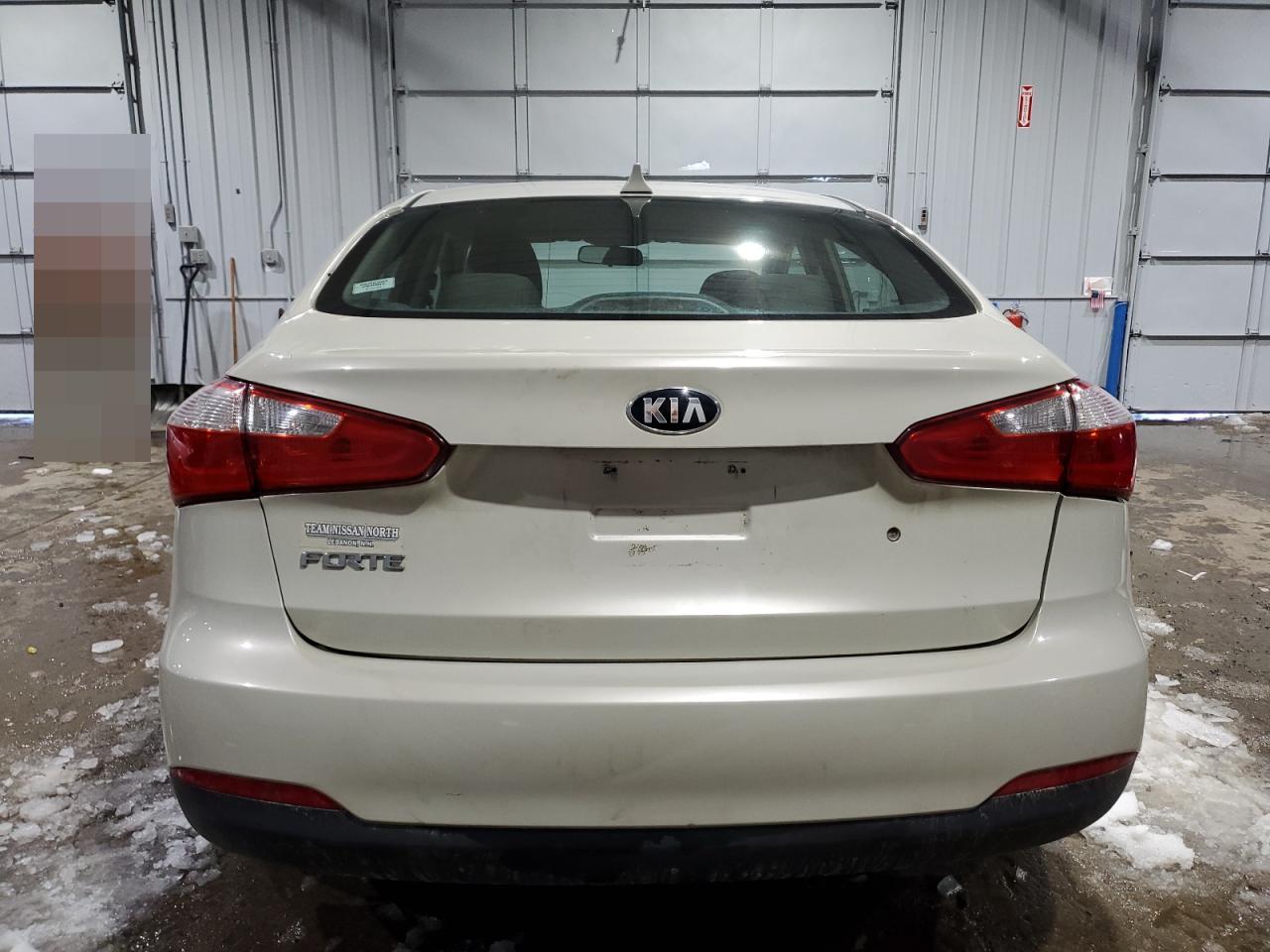 2015 KIA Forte VIN KNAFK4A64F5291416 Copart auction photo, minor dent/scratches damage thumbnail 6
