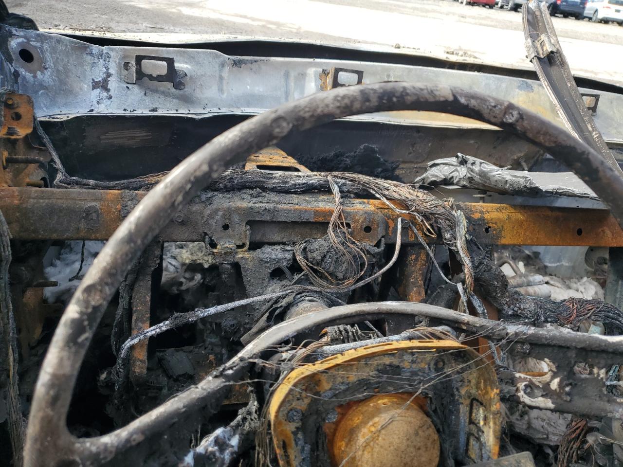 2019 Chevrolet Blazer VIN 3GNKBJRS3KS588928 Copart auction photo, burn damage thumbnail 9