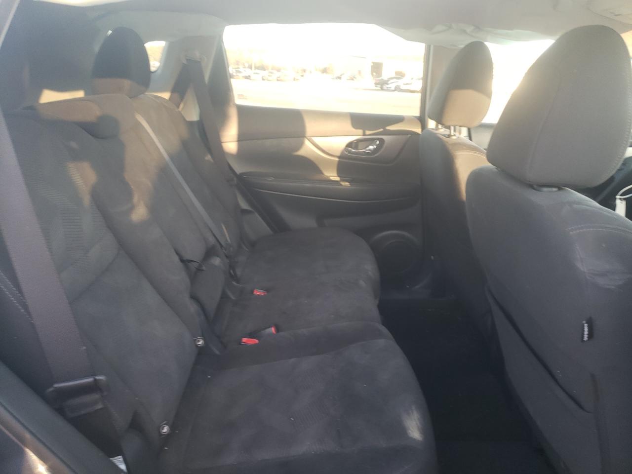 2016 Nissan Rogue VIN KNMAT2MV8GP625700 Copart auction photo, front end / minor dent/scratches damage thumbnail 11