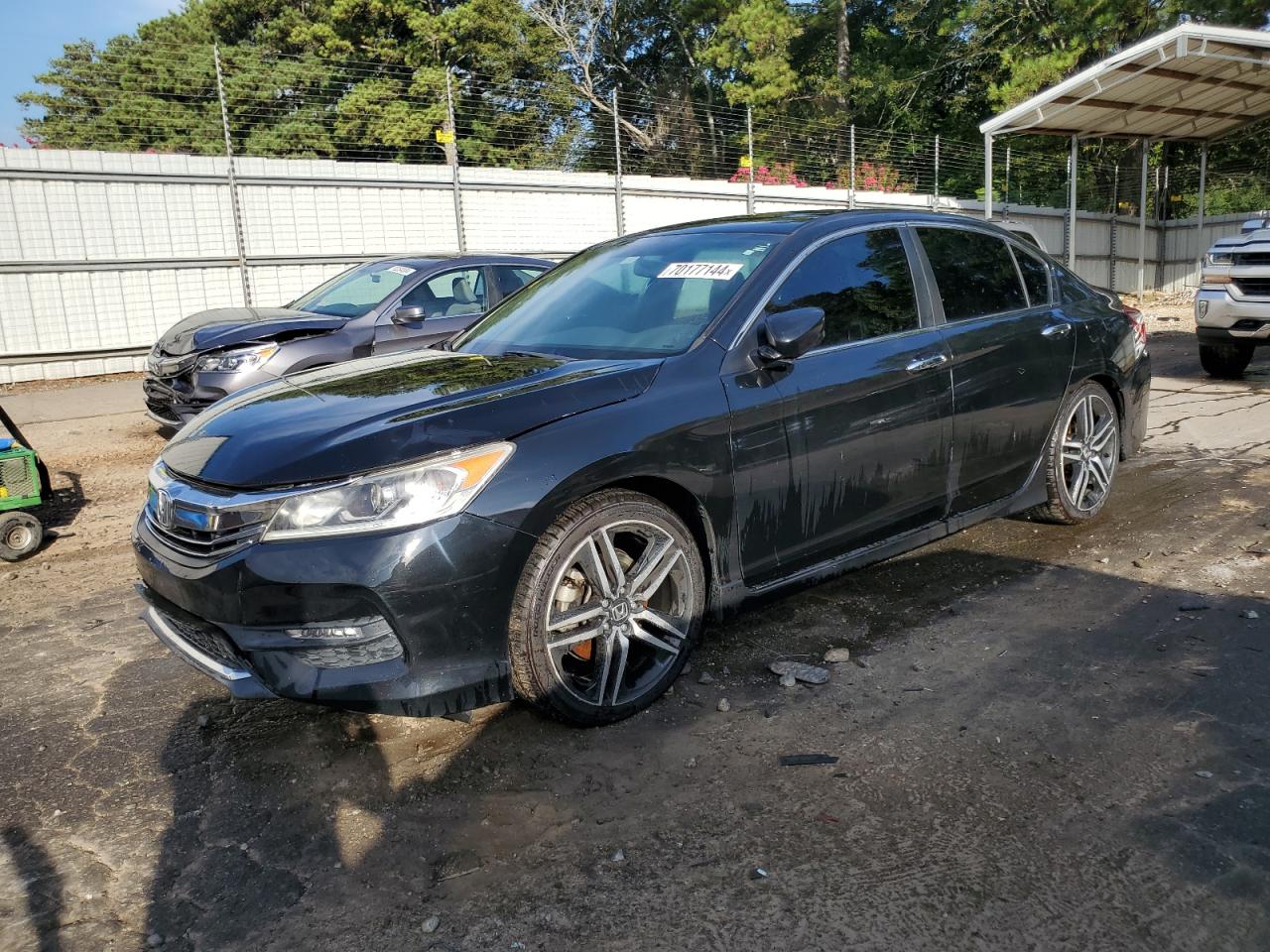 2016 Honda Accord VIN 1HGCR2F5XGA083718