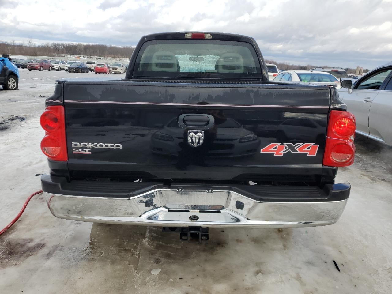 2006 Dodge Dakota VIN 1D7HW48K86S534123 Copart auction photo, rear end / side damage thumbnail 6