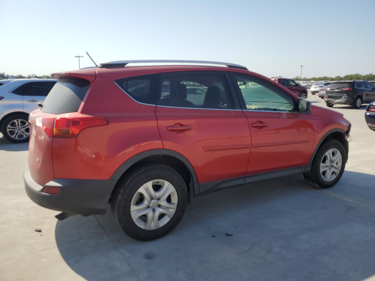 2015 Toyota RAV 4 VIN JTMZFREV9FJ053460 Copart auction photo, front end damage thumbnail 3