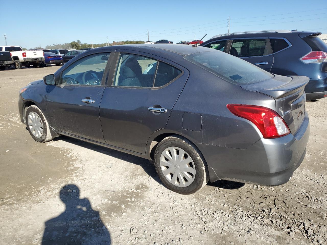 2016 Nissan Versa VIN 3N1CN7AP5GL908995 Copart auction photo, minor dent/scratches damage thumbnail 2